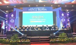 Wisuda UMB 2024, Rektor Sampaikan 3 Pesan Penting soal Kepemimpinan - JPNN.com