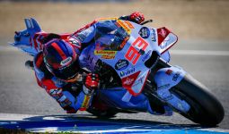 Kecelakaan, Marc Marquez Gagal Tembus Top 10 Practice MotoGP Prancis - JPNN.com