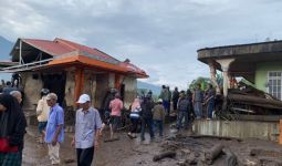 Banjir Lahar Dingin Gunung Marapi, 204 Warga Agam Mengungsi - JPNN.com