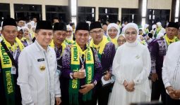 Pj Gubernur Sumsel Lepas 445 Jemaah Calon Haji Kloter Pertama Embarkasi Palembang - JPNN.com