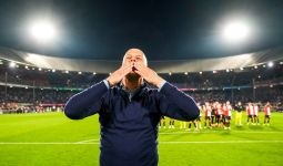 Klopp Minta Fan Liverpool Mendukung Penuh Arne Slot - JPNN.com