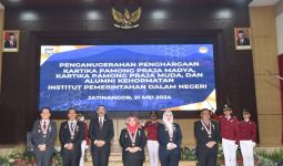 IPDN Anugerahkan Penghargaan untuk 5 Kepala Daerah, Selamat - JPNN.com