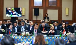 Dirut Pertamina Nicke Widyawati Sampaikan 2 Strategi untuk Capai Komunitas Ekonomi ASEAN - JPNN.com