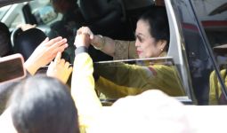 Begini Suasana Saat Megawati Tiba di Ende - JPNN.com