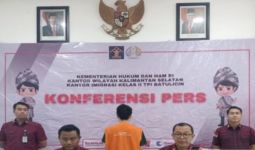 1 WN Tiongkok Dideportasi Imigrasi Batulicin, Ini Sebabnya - JPNN.com