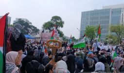 Ribuan Warga Ikuti Aksi Bela Palestina di Depan Kedubes AS, Serukan Boikot Produk Pro Israel - JPNN.com