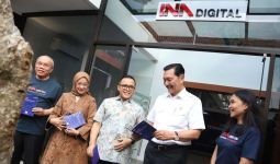 Kunjungi Area Kerja INA Digital, Menteri Luhut Berpesan Begini - JPNN.com