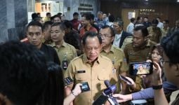 Mendagri Tidak Melarang Pj Kepala Daerah Maju Pilkada 2024, Ada Syaratnya - JPNN.com