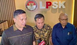 Ronny PDIP Minta LPSK Lindungi Staf Hasto dari Intimidasi KPK - JPNN.com