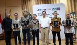 Menko Luhut Apresiasi Sumbangsih CBL Indonesia Investment di Dunia Pendidikan - JPNN.com