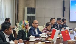 Sekjen Kemnaker Anwar Sanusi Tertarik Pelajari Pengelolaan SDM di Tiongkok - JPNN.com