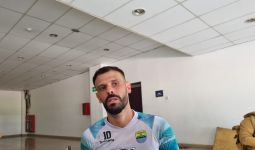 Masa Depan Tyronne del Pino di Persib Bandung Mulai Terkuak - JPNN.com