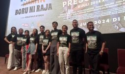 Bintangi Film 'Harta, Tahta, Boru Ni Raja', Frislly Herlind Mengaku Senang Karena Ini - JPNN.com