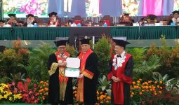 Firmanto Pangaribuan Dikukuhkan Sebagai Guru Besar Universitas Islam Sultan Agung - JPNN.com