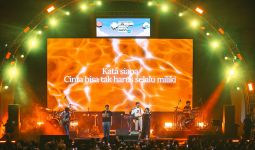 Adrian Khalif dan Juicy Luicy Beri Kejutan di Konser Untuk Korban Sakit Hati - JPNN.com