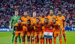 Belanda vs Inggris: Momen Spesial Virgil van Dijk - JPNN.com