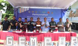 Kanwil Bea Cukai Jateng DIY Musnahkan Barang Hasil Penindakan, Nominalnya Fantastis! - JPNN.com