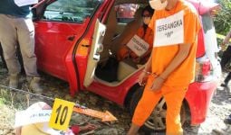 Sejoli di Sukabumi Peragakan Detik-Detik Pembunuhan Bu Lili, Sadis - JPNN.com