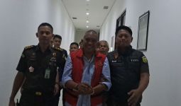 Kejati Jabar Tahan Eks Pj Bupati Bandung Barat Arsan Latif - JPNN.com