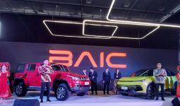 Melantai di GIIAS 2024, BAIC 55 II-A Class & BJ40 Plus Dibanderol Mulai Rp 480 Jutaan - JPNN.com