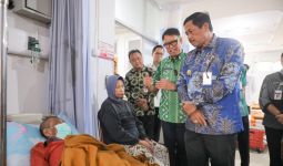 Nana Sudjana Resmikan Sistem Layanan Kanker Terintegrasi RSUD dr Adhyatma - JPNN.com