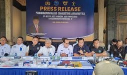 Pertama di Indonesia, Bea Cukai & BNN Ungkap Kasus Clandestine Lab Narkotika Jenis DMT - JPNN.com