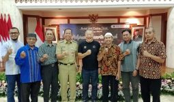 Hamdalah, 6 Pendonor Darah Diberangkatkan Umrah oleh Himpunan Bersatu Teguh - JPNN.com