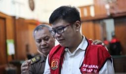 Ronald Tannur Anak Anggota DPR Divonis Bebas di Kasus Pembunuhan Dini Sera, Prof Basuki Bersuara - JPNN.com