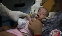 Vaksin Polio Bisa Timbulkan Kecacatan? Ini Kata Dokter - JPNN.com