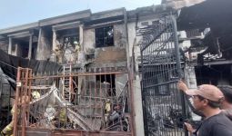 3 Rumah Mewah di Cengkareng Hangus Terbakar, Diduga Ini Sebabnya - JPNN.com