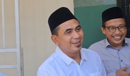 Jelang Pilkada Jateng, Gus Yasin Berfoto Bareng Komjen Ahmad Luthfi - JPNN.com