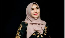 Pilgub Jatim, Senator Lia Istifhama Sebut Khofifah Pemimpin Perempuan Paripurna - JPNN.com