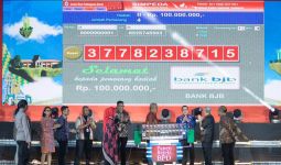 Nasabah bank bjb Dapat Ratusan Juta Rupiah pada Undian Simpeda di Pontianak - JPNN.com