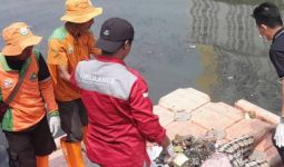 Begini Kondisi Jasad Wanita yang Terapung di Kali Sentiong Jakut - JPNN.com