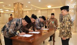 Lantik 21 Pejabat Fungsional Kemnaker, Sekjen Anwar Ingatkan Pentingnya Menata Niat - JPNN.com