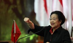 Wahai Penguasa Pembegal Parpol, Megawati Tak Terima, Mau Jadi Ketum PDIP Lagi - JPNN.com