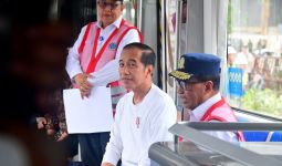 Jokowi Bandingkan Pembangunan Trem di IKN yang Lebih Murah Ketimbang MRT & LRT - JPNN.com