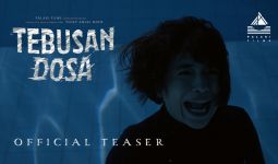 Penampakan Putri Marino dan Happy Salma dalam Teaser Poster Tebusan Dosa - JPNN.com