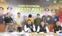 Polres Jakbar Tangkap Pencuri Brankas Berisi Emas-Dokumen Penting di Kemayoran - JPNN.com