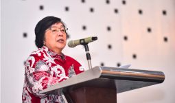 Menteri LHK Siti Nurbaya: Kepala Daerah Harus Perkuat Pemahaman Tata Kelola Karbon - JPNN.com