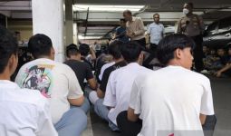 Polisi Menangkap 159 Siswa yang Hendak Ikut Demo Tolak RUU Pilkada - JPNN.com