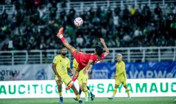 Persebaya Menang Comeback Melawan 10 Pemain Barito Putera - JPNN.com