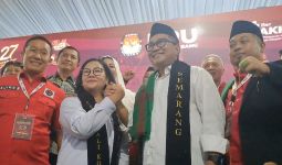 Ribuan Kader PDIP Mengantar Agustina-Iswar Mendaftar ke KPU Kota Semarang - JPNN.com