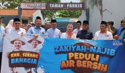 Ratu Zakiyah-Najib Salurkan Air Bersih Untuk Warga Kekeringan di Kabupaten Serang - JPNN.com