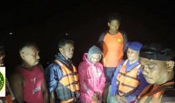 Longboat Rusak Mesin dan Terombang-ambing di Laut, 6 Nelayan Dievakuasi - JPNN.com