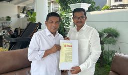 Jojon Andari Ditunjuk Jadi Ketua Fraksi Gerindra DPRD Pandeglang, SK Diteken Prabowo - JPNN.com