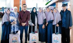 Mitra MS GLOW Beauty Terharu Diberangkatkan ke Tanah Suci - JPNN.com