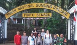 WN Rusia Hilang di Gunung Rinjani, Tim Pencari Dibentuk - JPNN.com