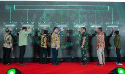 Menko Airlangga Groundbreaking Pabrik Baterai EV Ramah Lingkungan Pertama di Indonesia - JPNN.com