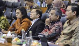 Badan Anggaran DPR RI Setujui RUU APBN 2025, Sebegini Target Pendapatan Negara - JPNN.com